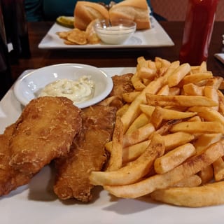 Chicken Fingers with Fries (Basket)