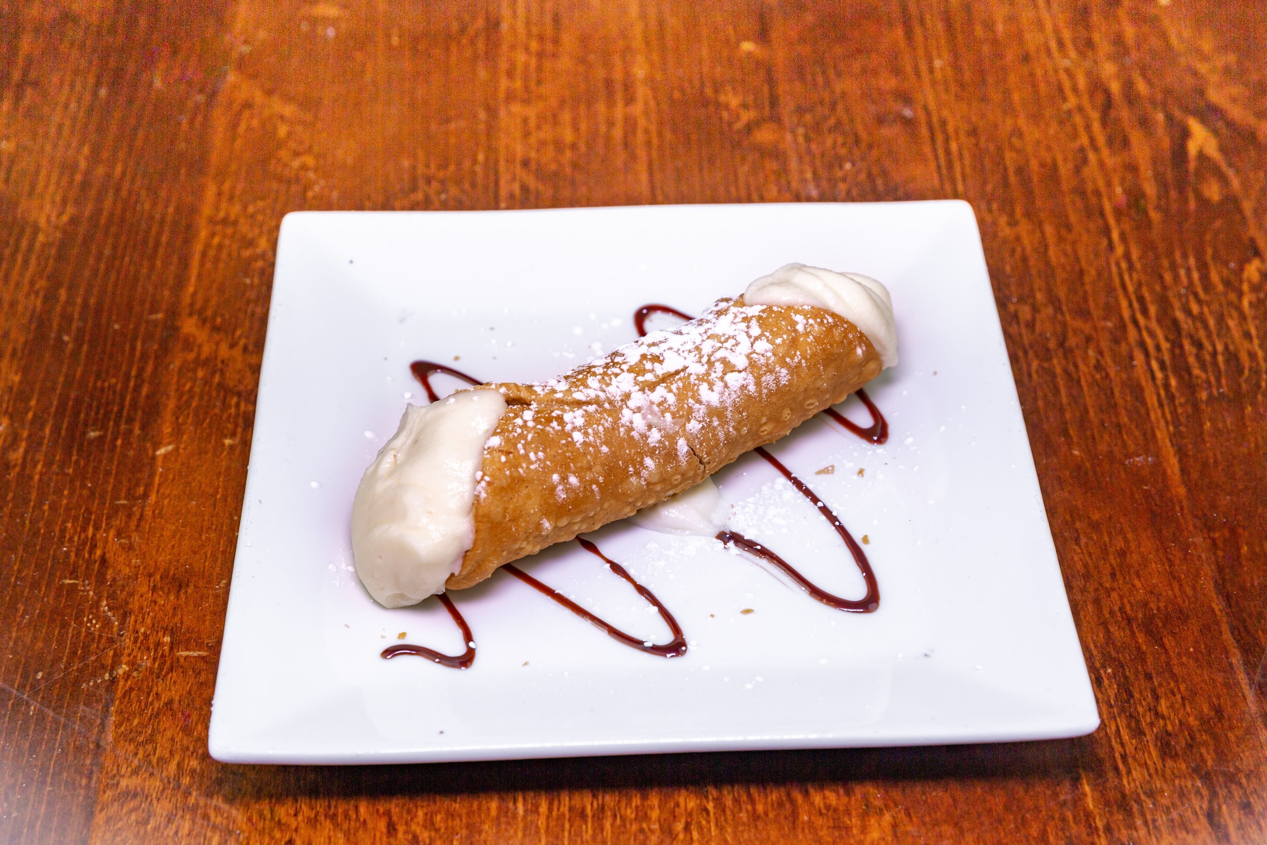 Cannoli.